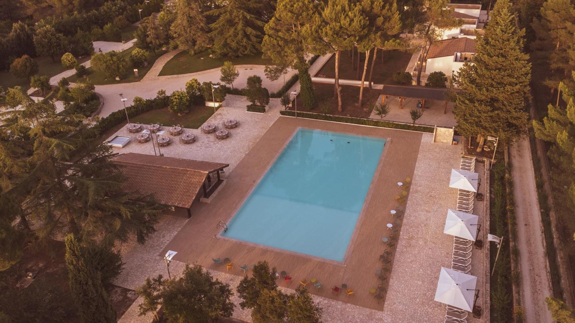 Wine Resort Le Vigne Al Castello カステル・デル・モンテ エクステリア 写真